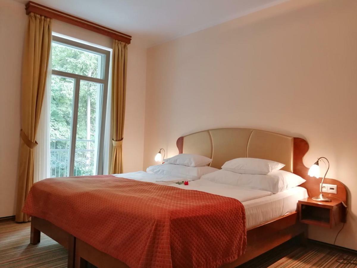 Parkhotel Forest Mariańskie Łaźnie Zewnętrze zdjęcie